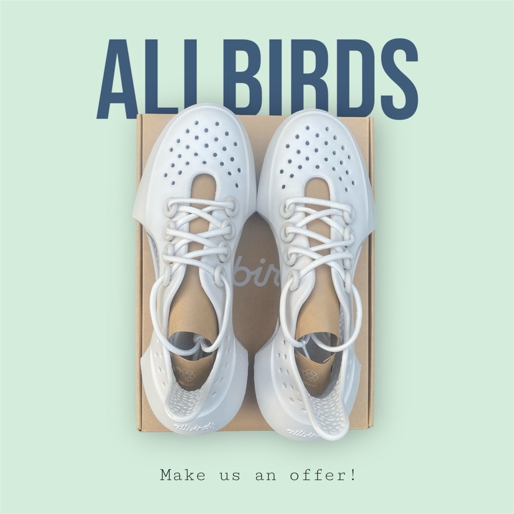 ALLBIRDS SUGAR ROVER-Luna 
Size W12/M10
New with box.